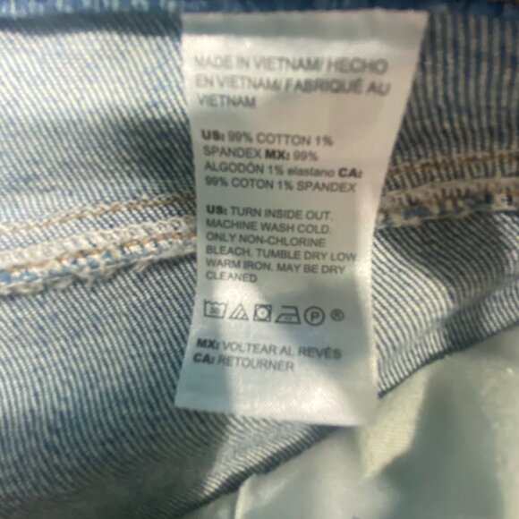 Chicos 2R High Rise Straight Leg Crop Jeans Size 12 Med Wash Denim Womens Casual - Picture 6 of 10